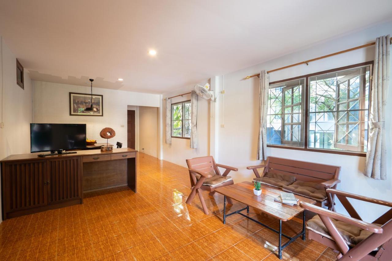 Surin House Villa Exterior photo